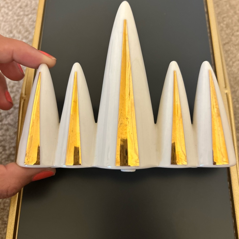Ring holder